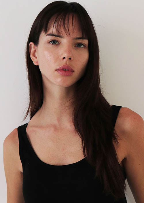 _0007_4-adriana-m-selects-2025-imm-agency-group